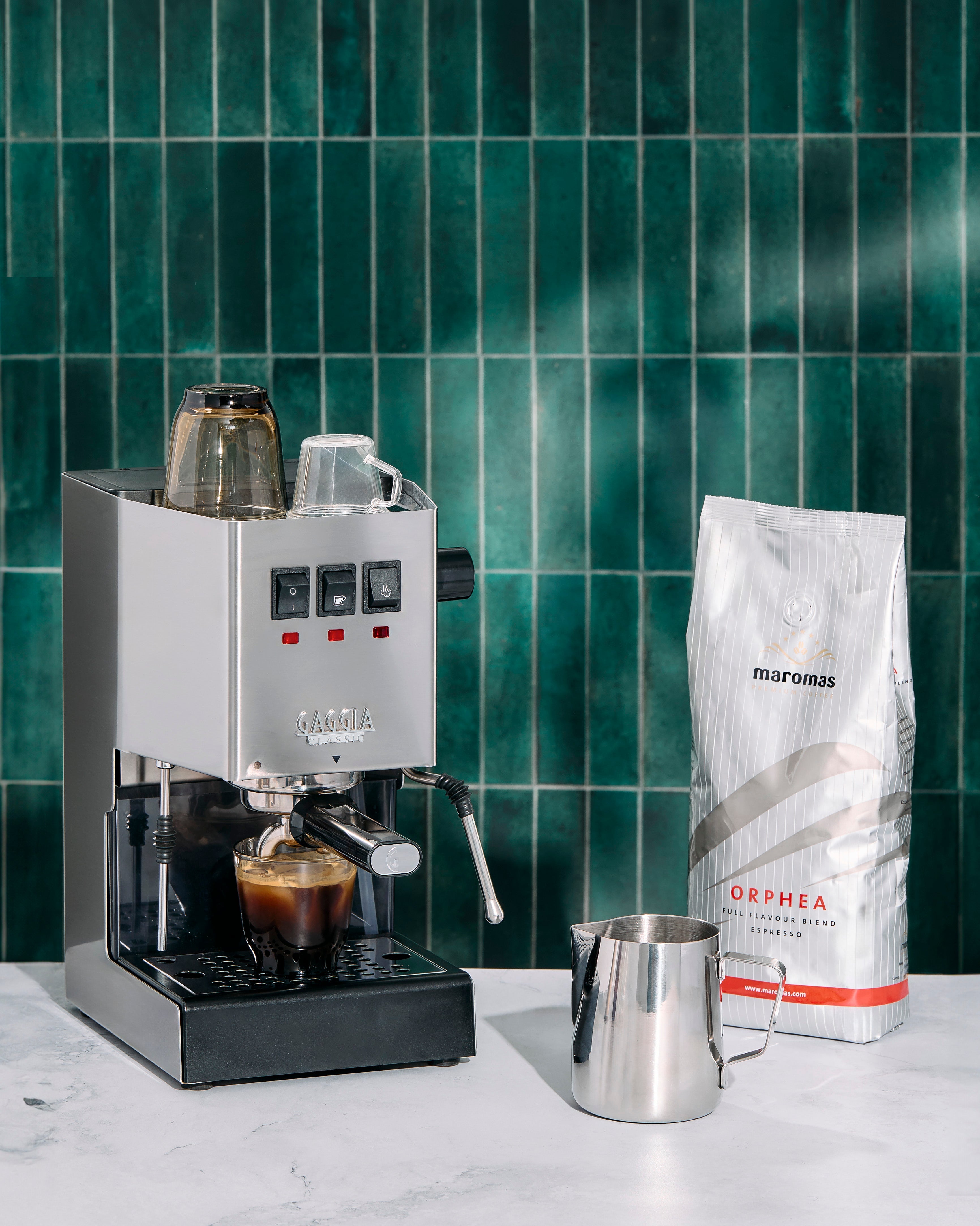 Gaggia Classic Pro E24 Espresso Machine